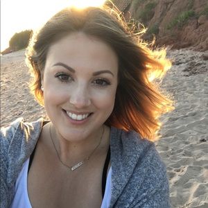 Meet your Posher, Alexandra